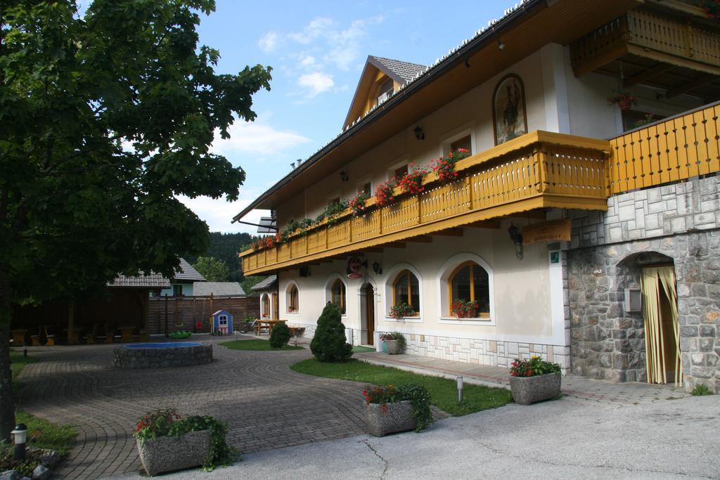 Guest House Kveder Škofja Loka Εξωτερικό φωτογραφία